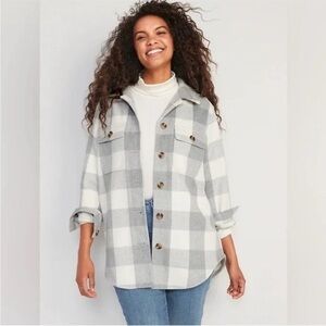 Old Navy Gray and White Plaid Button Down Shirt